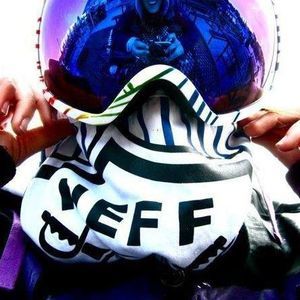 Meet your Posher, Desiree